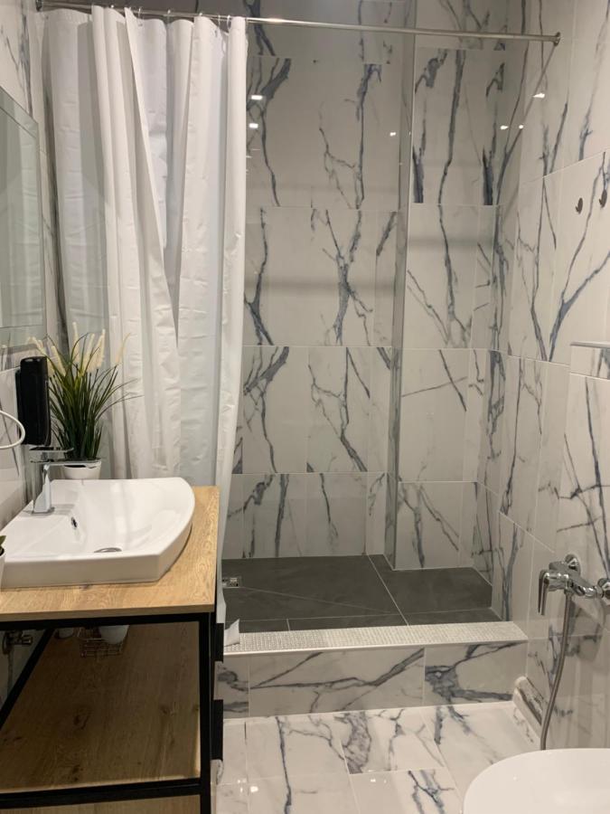 Samira 2 Apartman Kijev Kültér fotó